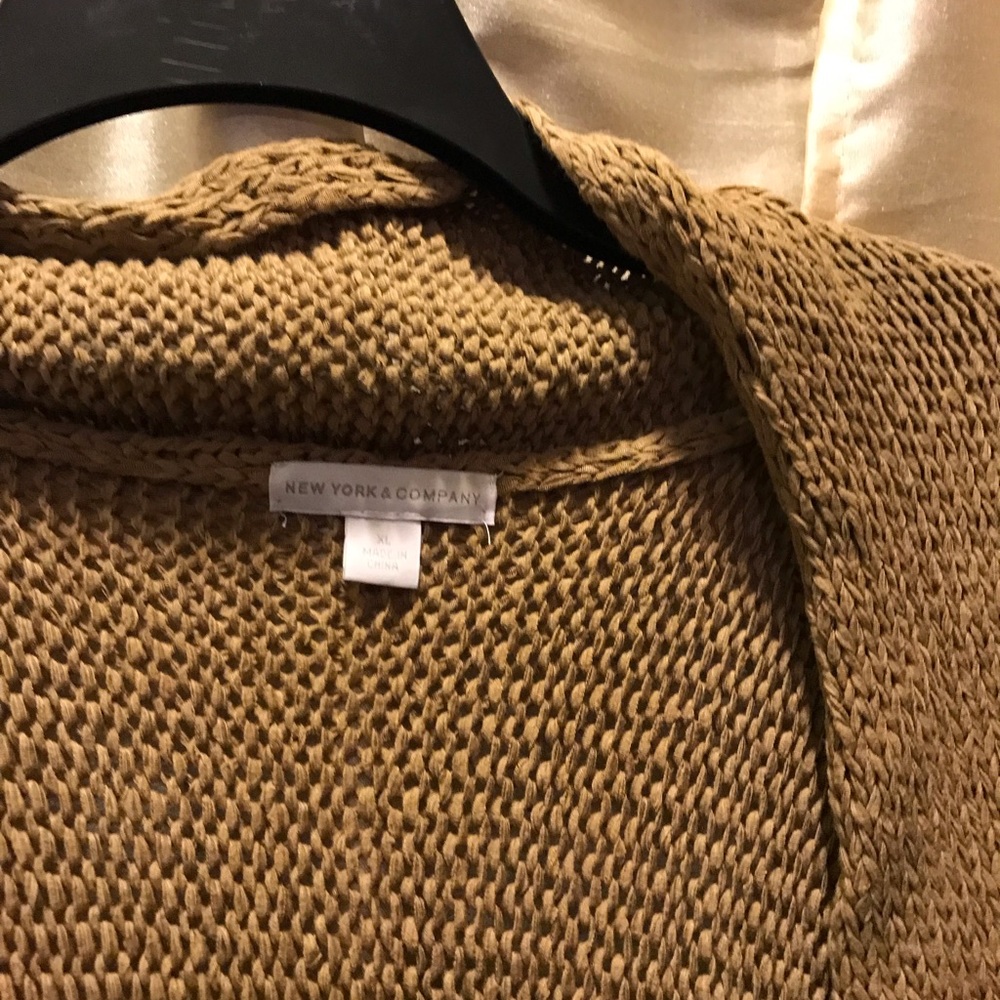 Cardigan - Picture 2 of 5